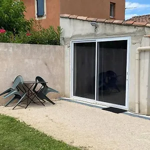 loft-21-m-pouvant-accueillir-4-personnes.fr-provencehotel.com/