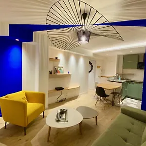appartement-cossu-centre-ville.midi-pyreneeshotels.com/